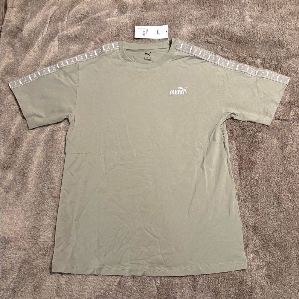 Puma ESS TAPE Relaxed Tee - Sage Green - Size Small